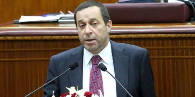 KKTC Maliye Bakanı Denktaş istifa etti