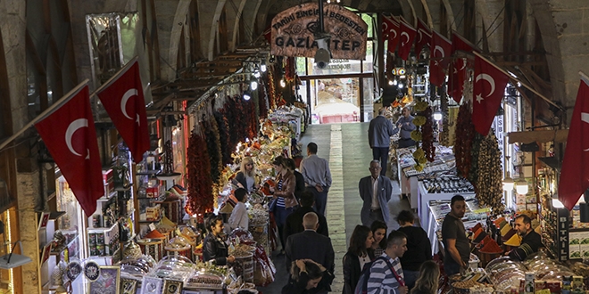 Gneydou, bayram imdiden 'doldurdu'