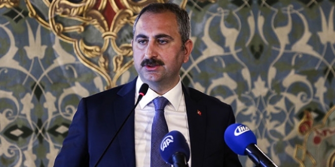 'Milletin gönlünü kazanmaya devam edeceğiz'