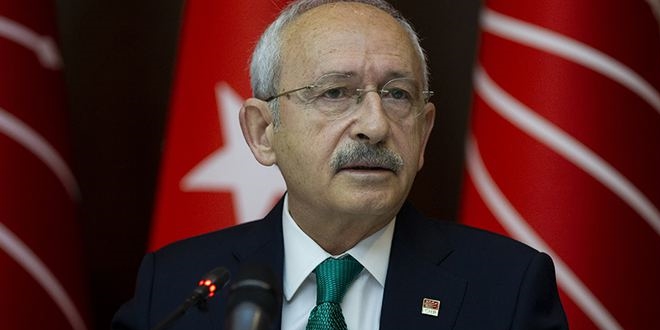 'Karamsar tablo çizdim ama karamsar değilim'