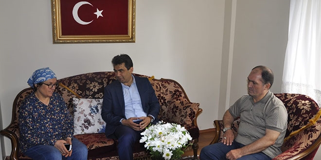 ehit retmenin annesine anlaml ziyaret