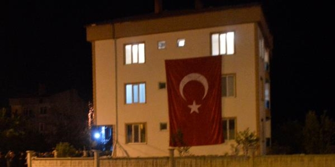 Şehidin şehadet haberi ailesine verildi