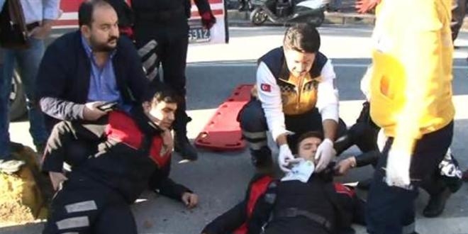 Yunus polisleri E-5'te kaza yapt: 2 polis yaral