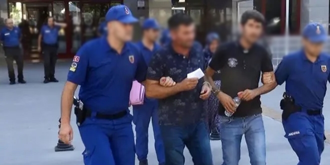 İcraya gelen memuru dövenler 31 yılla yargılanacak