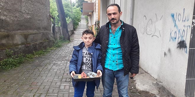 Maket ödevine zarar verilen 5. sınıf öğrencisi karakola gitti