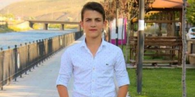 Traktörün altında kalan lise öğrencisi hayatını kaybetti
