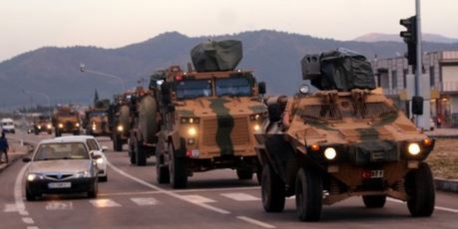Suriye sınırına sevkiyat sürüyor