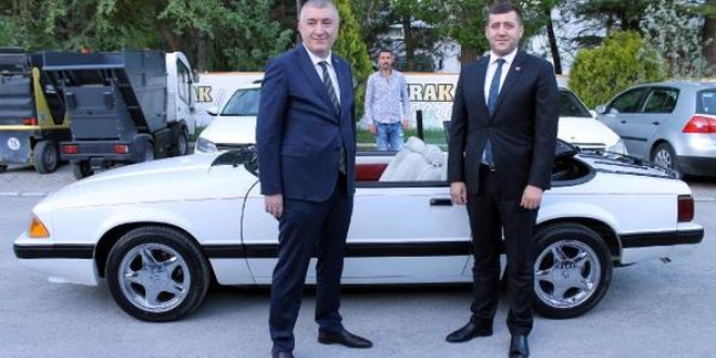 Bahçeli'nin hediye ettiği otomobil ile Kayseri'ye geldi