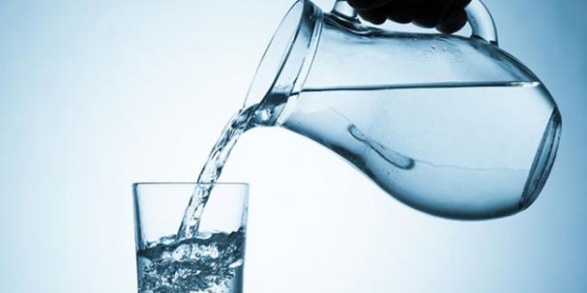 'İftarla sahur arasında 2,5 litre su için'