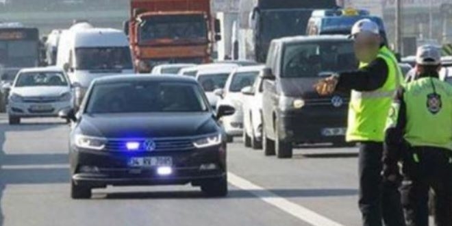 İl Müdür'ünün aracını durduran polise yargıdan iyi haber