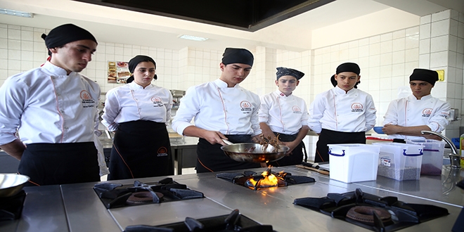 Lüks otellerin gelecekteki şefleri meslek liselerinde yetişiyor