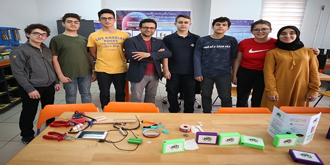 Atık bilgisayar bataryalarından 'Yeşilbank' ürettiler