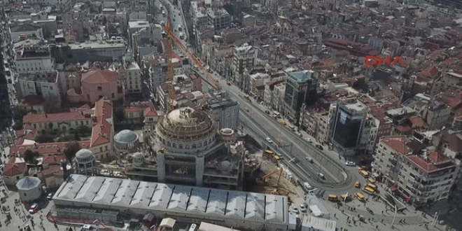 Taksim Camisi'nin yl sonunda almas hedefleniyor