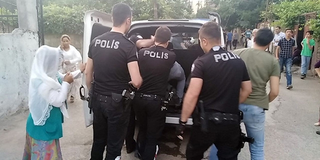 Adıyaman'da polislere makaslı saldırı
