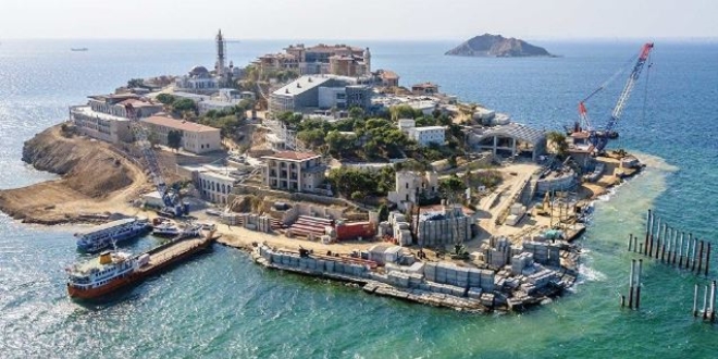 NTV sunucusu'ndan  Yassada aklamas