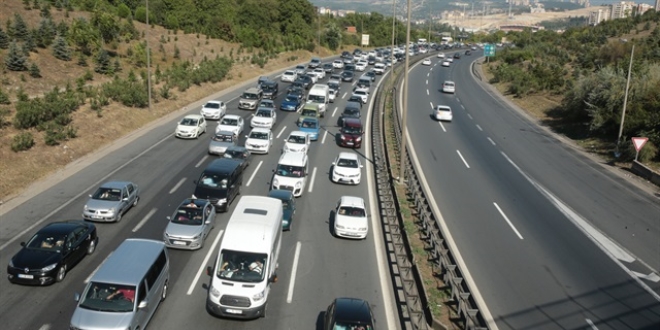 İstanbul'da bayram trafiği yoğunluğu erken başladı