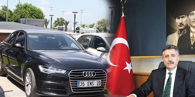 Belediye başkanı lüks makam aracını geri verdi