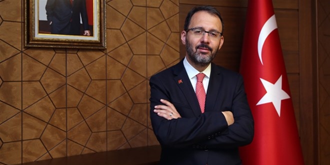 Bakan Kasapolu, Sper Lig'e ykselen kulpleri kutlad