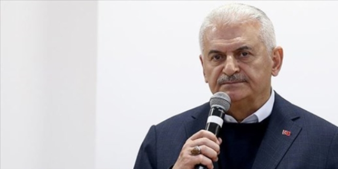 Binali Yıldırım: Toplu taşıma öğretmenlere ücretsiz olacak