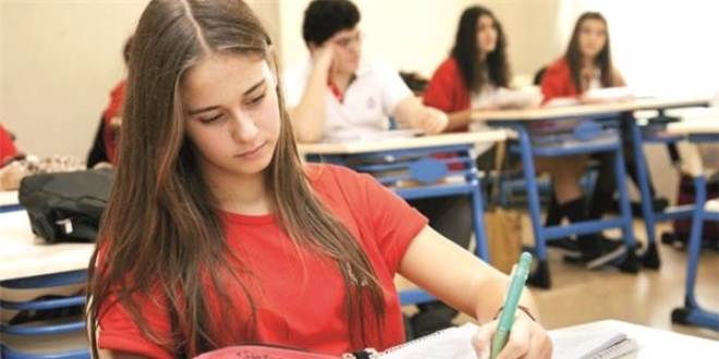 'Öğrenciler, tercihlerine göre okulları ziyaret etmeli'