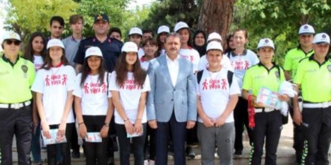 Validen, şoförlere hız uyarısı