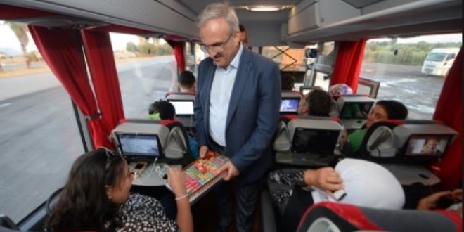Polisler otobüsleri yolcu gibi denetleyecek