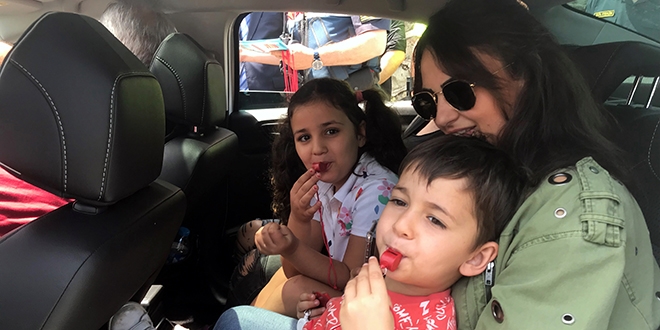 'Arka koltukta emniyet kemeri' uyars