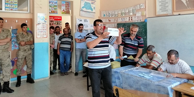 Beş ildeki bazı muhtarlık seçimleri de yenilendi