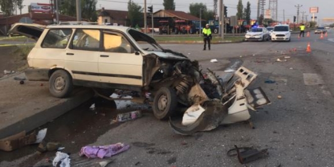 orum'da trafik kazalar: 3 l, 4 yaral