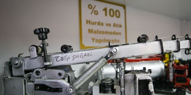 Hastanenin hurdalarını sanata çeviriyor