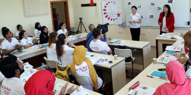 YEE dünyaya 10 yıldır Türkçe ve Türk kültürünü öğretiyor
