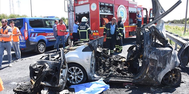 Bayram tatilindeki trafik kazalarında 50 kişi hayatını kaybetti