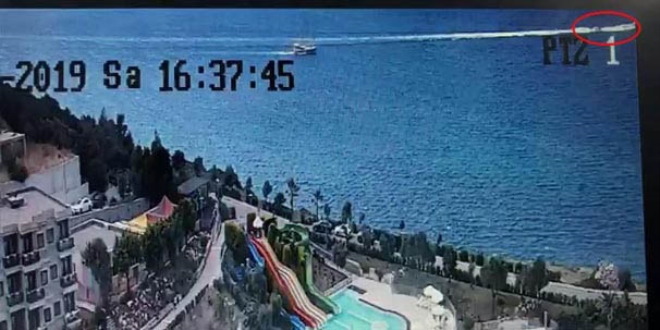 Tekneden atlayarak kurtulan gazeteciler o anları anlattı