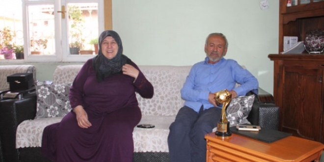 Savaş mağdurlarına hayatlarını adayan yaşlı çift