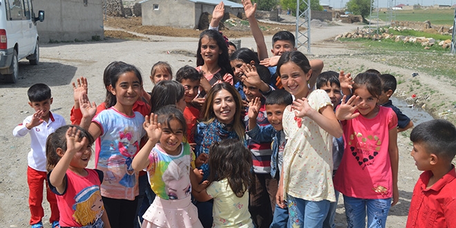 retmen bayramda eski rencilerini sevindirdi