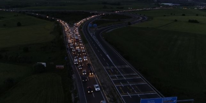 70 kilometrelik bayram dönüşü kuyruğu