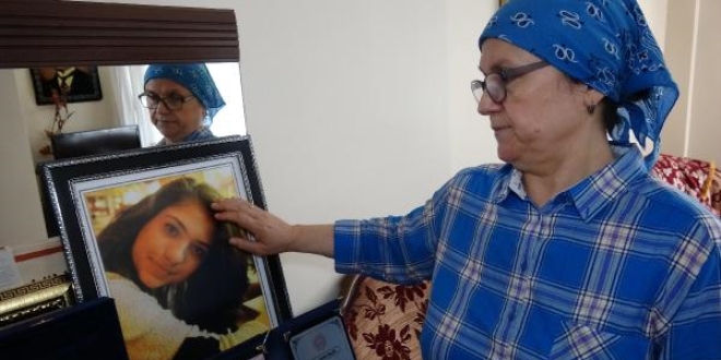 Altun'dan ehit retmen Aybke Yaln paylam