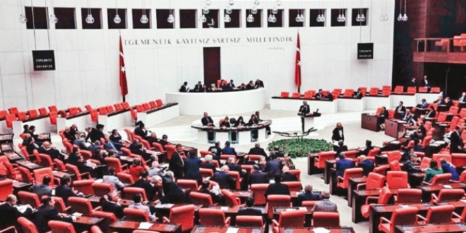 TBMM'de kıyasıya '1 dakika' yarışı