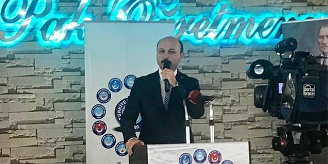 'Memurların tüm meselelerini masaya taşıyacağız'