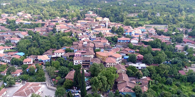 700 yıllık Cumalıkızık köyüne ziyaretçi akını