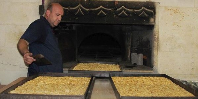 Kilosu 35 lira... Turistlerin gözdesi oldu!