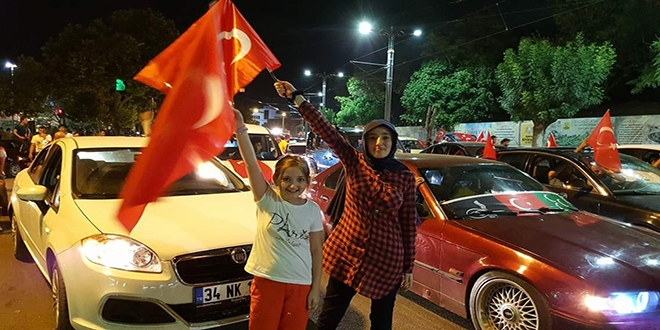 İlçe müftüsünün kızı otobüs kazasında öldü