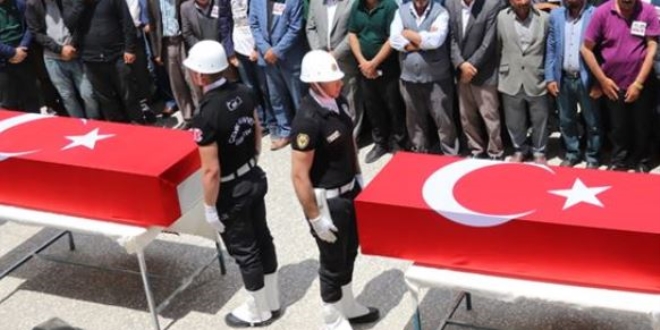 PKK'nn katlettii yol yapm iileri topraa verildi