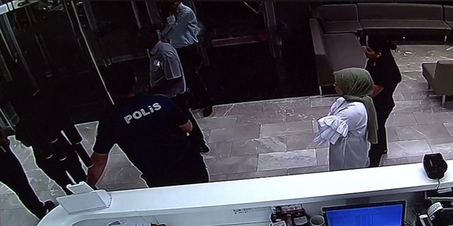 Hemşire, hasta yakını öğretmen tarafından darp edildi