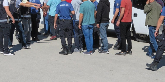 Van'da rüşvet operasyonu: 28 gözaltı