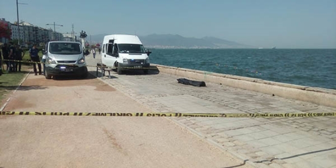 İzmir'de denizden ceset çıktı