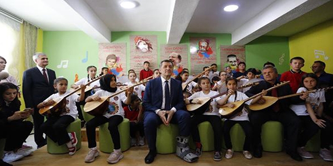 Selçuk: Tatil, ekran karşısında yaşanacak bir hadise değil