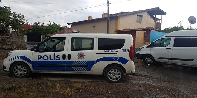 İlkokul öğretmeni, karne günü intihar etti
