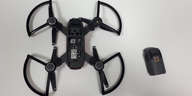 Polis eğitim merkezinin bahçesine 'drone' düştü