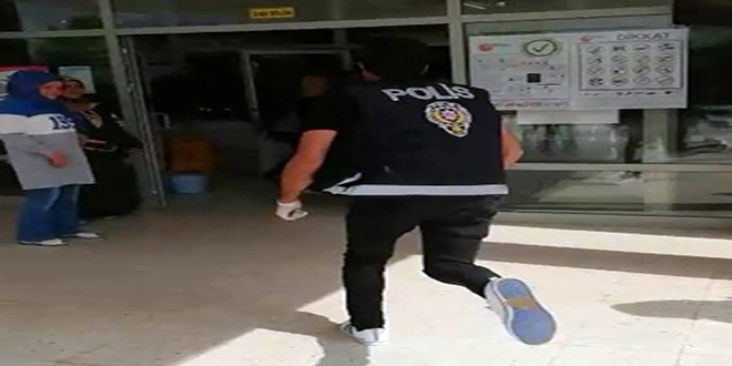 YKS'de evran unutan rencinin yardmna polis yetiti